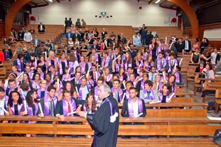 Voir l'image 6A-0760-Ceremonie Diplomes_2014.jpg en taille relle